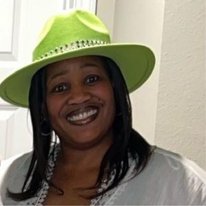 Meet your Posher, Lashunda